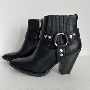 NWT Fashion Nova Booties Black